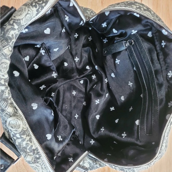 Loungefly Skull & Roses Handbag - Picture 7 of 11